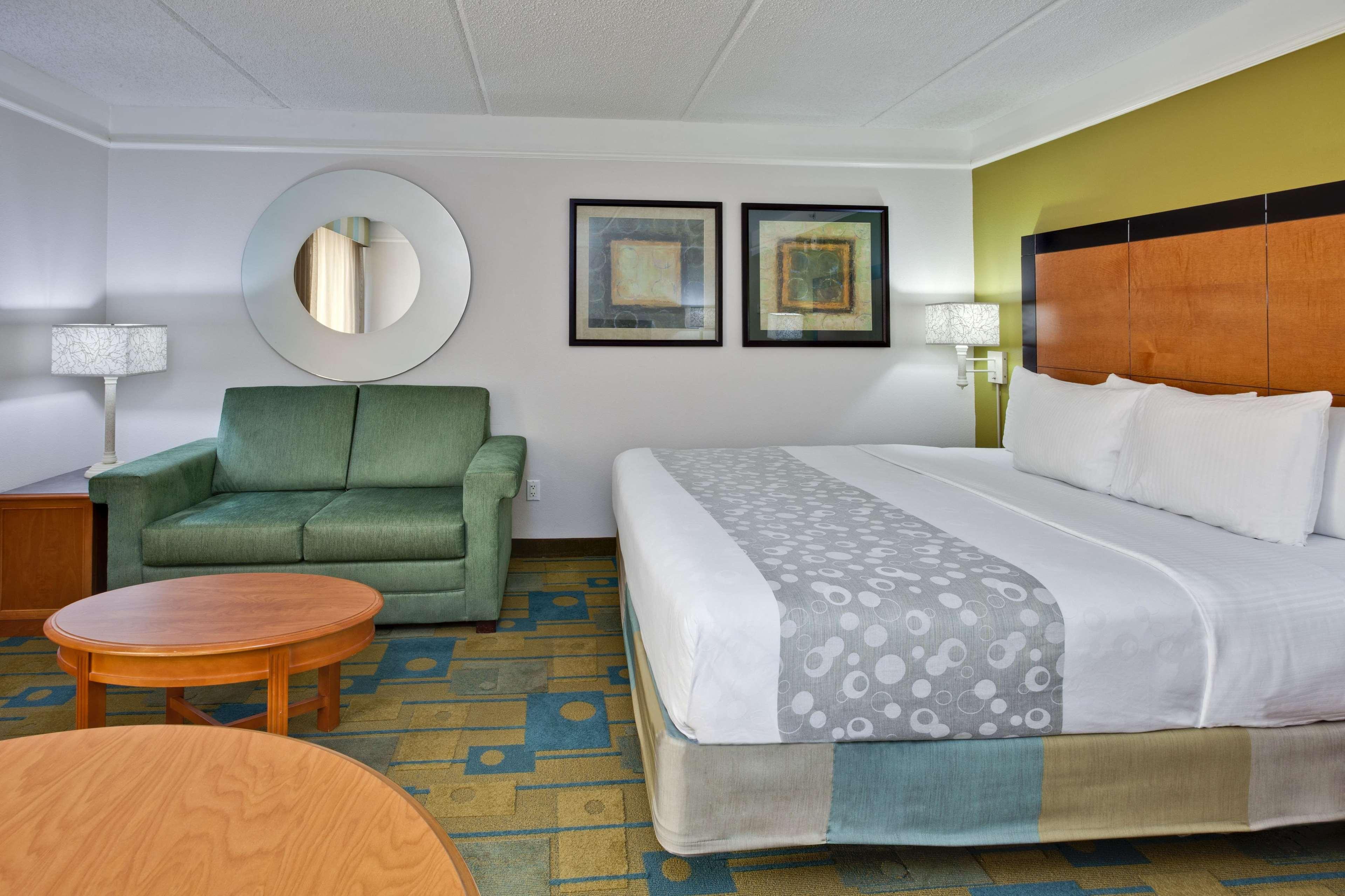 Отель La Quinta By Wyndham Orlando I Drive/Conv Center Williamsburg Экстерьер фото