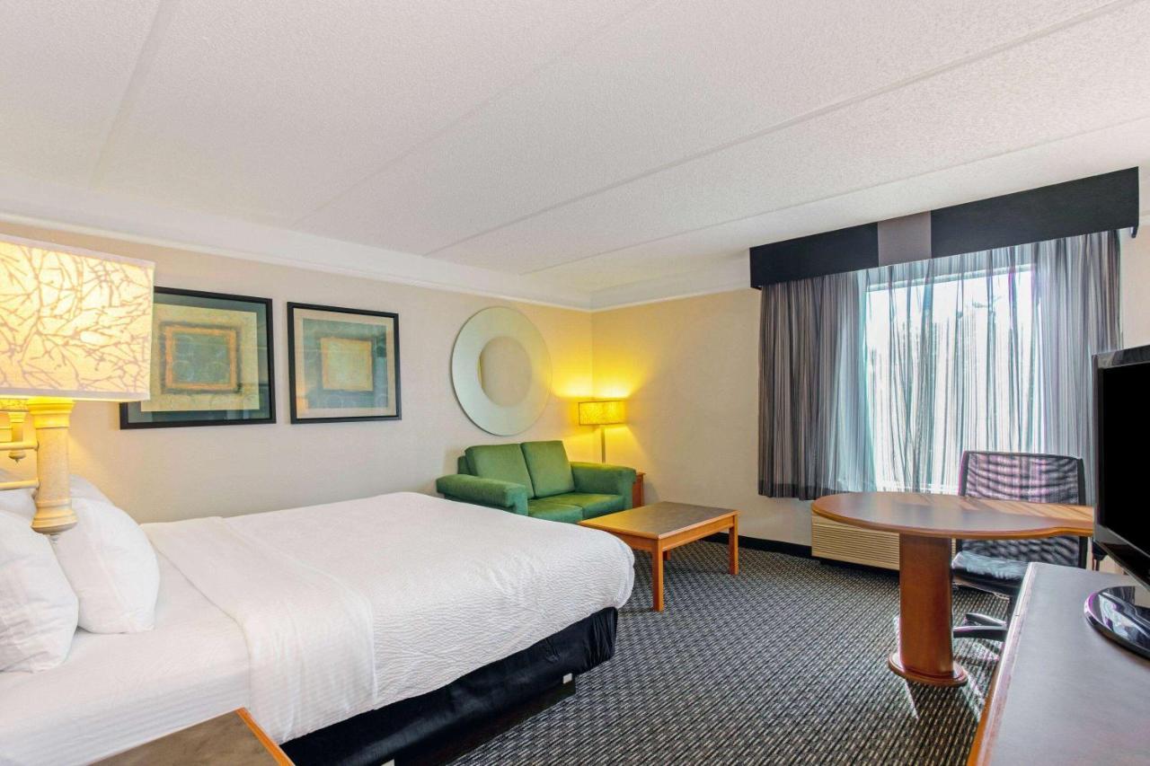 Отель La Quinta By Wyndham Orlando I Drive/Conv Center Williamsburg Экстерьер фото